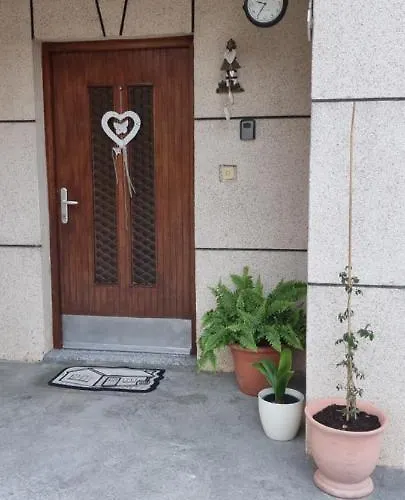 Bruno's House * Πούλα